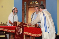 Чтение Торы в еврейской адвентистской общине (штат Флорида, США)